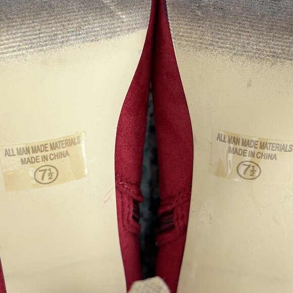 Women's Stiletto Red Suede Heels - Picture 6 of 15